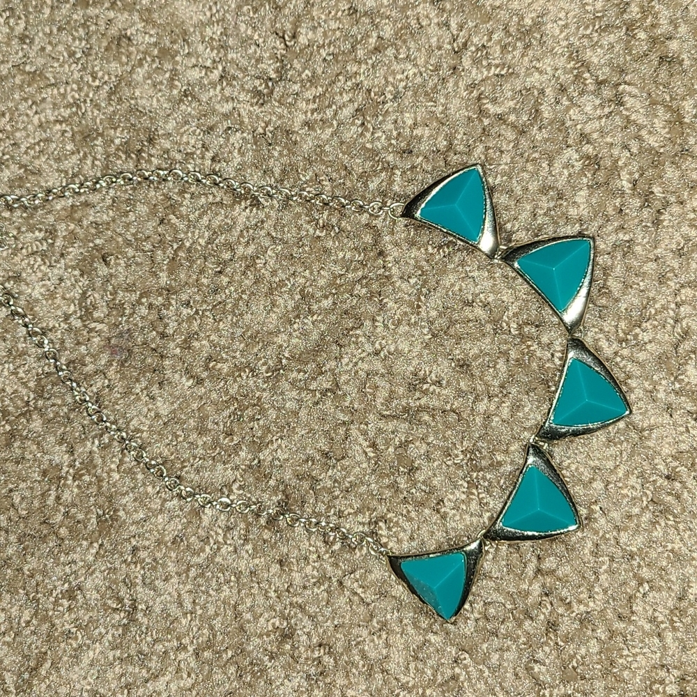 Statement necklace - Picture 3 of 5